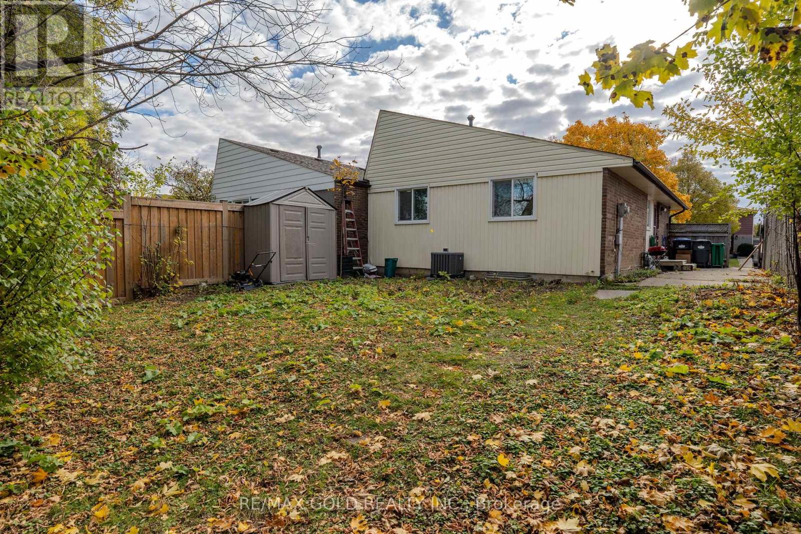 4 Deeside Crescent, Brampton, Ontario  L6T 3L7 - Photo 37 - W12544246