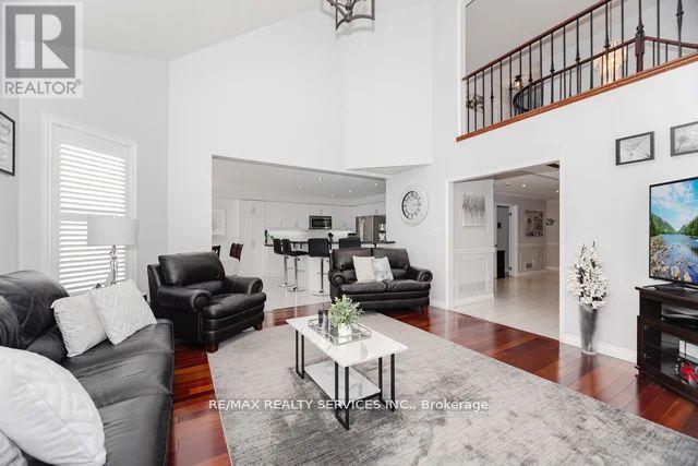 8 Barnes Court, Brampton, Ontario  L7A 1J1 - Photo 22 - W12544278