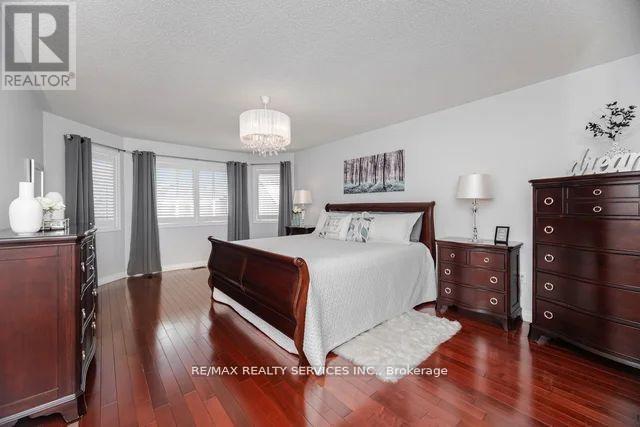 8 Barnes Court, Brampton, Ontario  L7A 1J1 - Photo 27 - W12544278