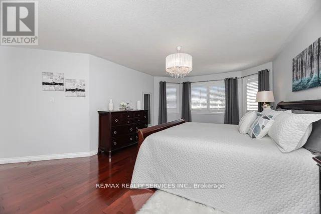 8 Barnes Court, Brampton, Ontario  L7A 1J1 - Photo 28 - W12544278