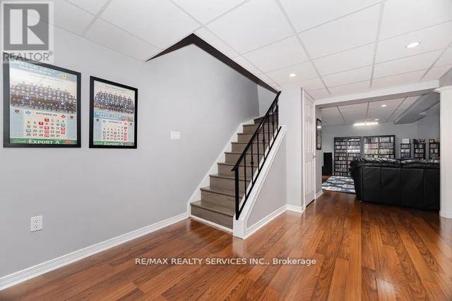 8 Barnes Court, Brampton, Ontario  L7A 1J1 - Photo 37 - W12544278