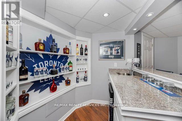 8 Barnes Court, Brampton, Ontario  L7A 1J1 - Photo 40 - W12544278