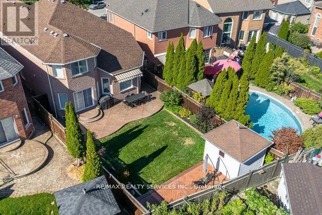 8 Barnes Court, Brampton, Ontario  L7A 1J1 - Photo 50 - W12544278