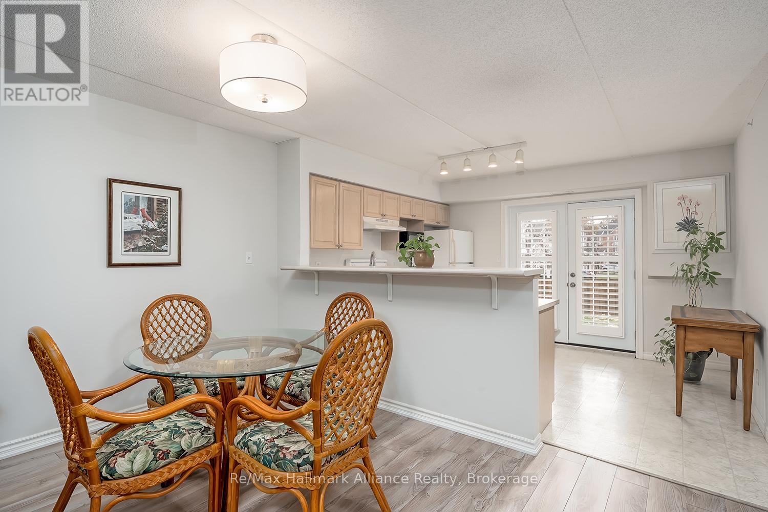 107 - 1820 Walkers Line, Burlington, Ontario  L7M 4V4 - Photo 13 - W12544490