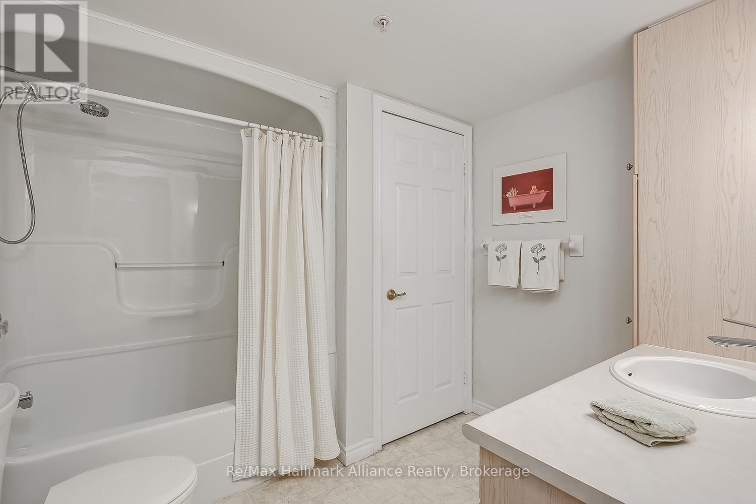 107 - 1820 Walkers Line, Burlington, Ontario  L7M 4V4 - Photo 22 - W12544490