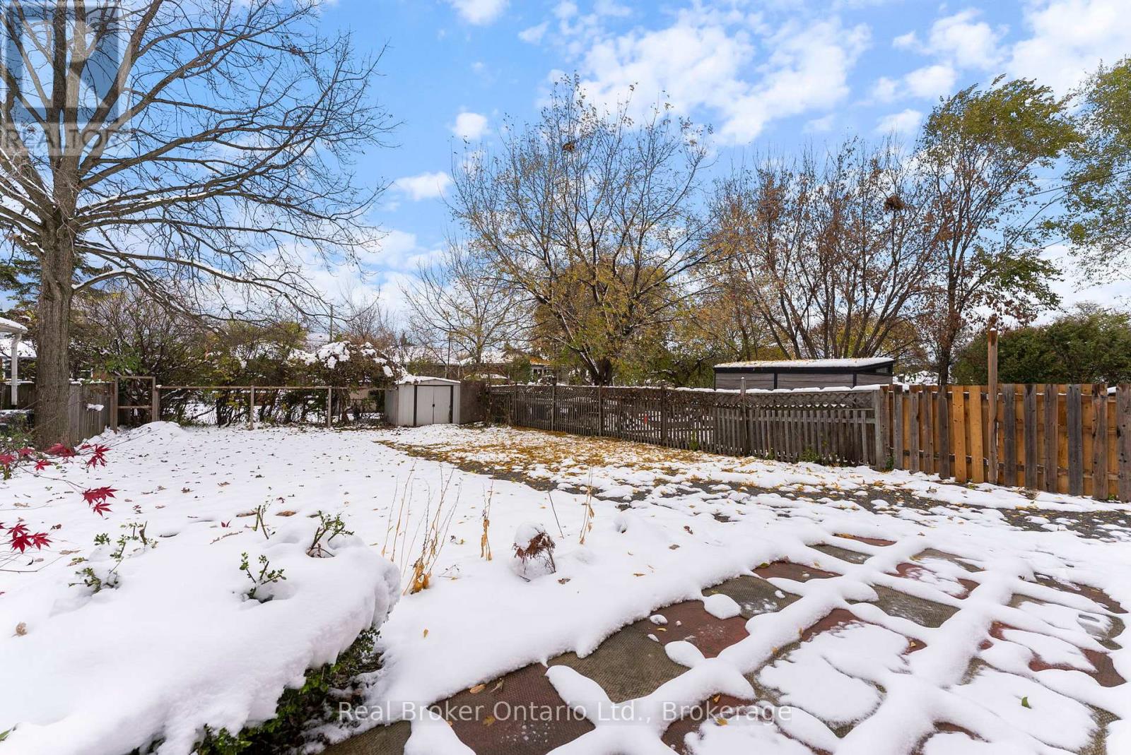 Main Floor - 326 East 19th Street, Hamilton, Ontario  L9A 4S8 - Photo 27 - X12544520