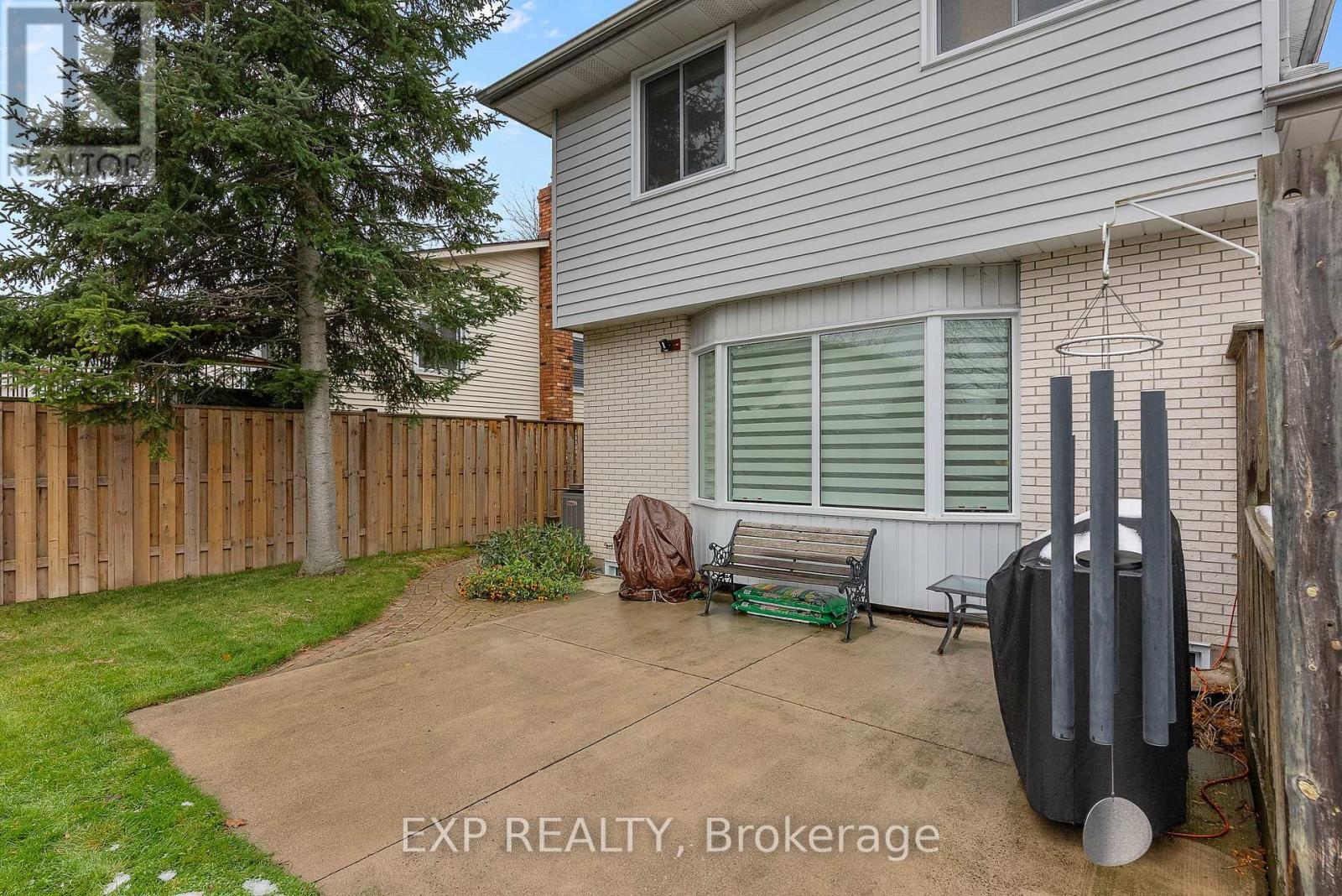 20 Carluccio Crescent, St. Catharines, Ontario  L2M 7V5 - Photo 44 - X12544334