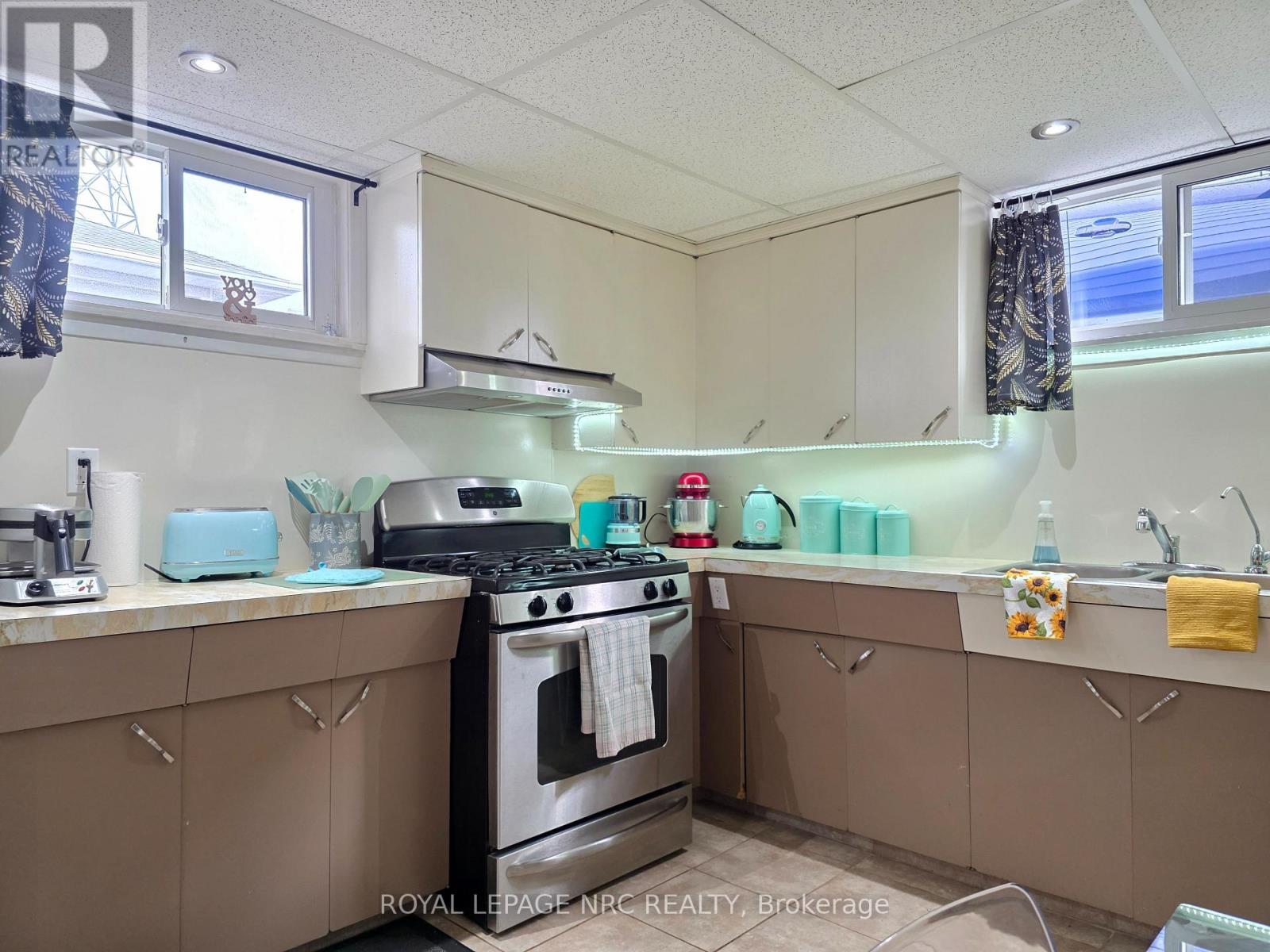 141 Mercury Avenue, Port Colborne, Ontario  L3K 2C8 - Photo 36 - X12544492