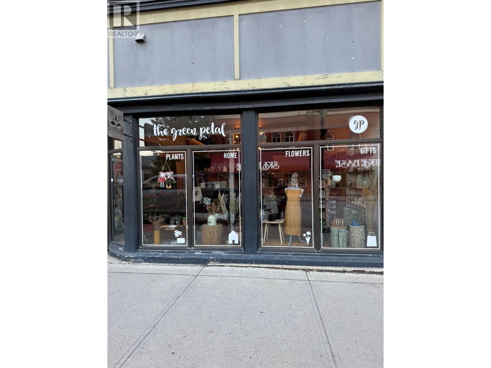 421c 2nd Avenue, Fernie, British Columbia  V0B 1M0 - Photo 1 - 10369076