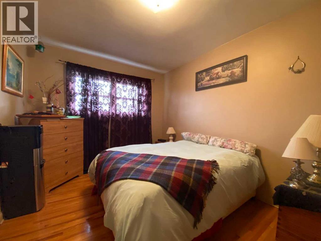 5207 49 Street, Ponoka, Alberta  T4J 1E1 - Photo 18 - A2229990