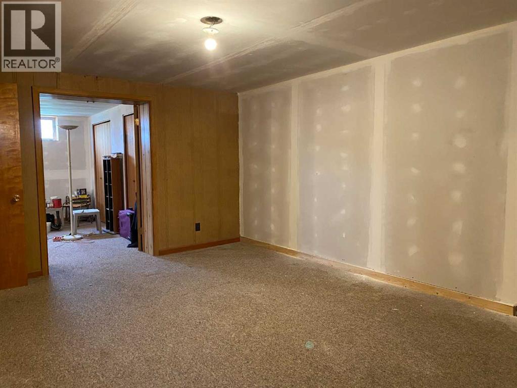 5207 49 Street, Ponoka, Alberta  T4J 1E1 - Photo 22 - A2229990