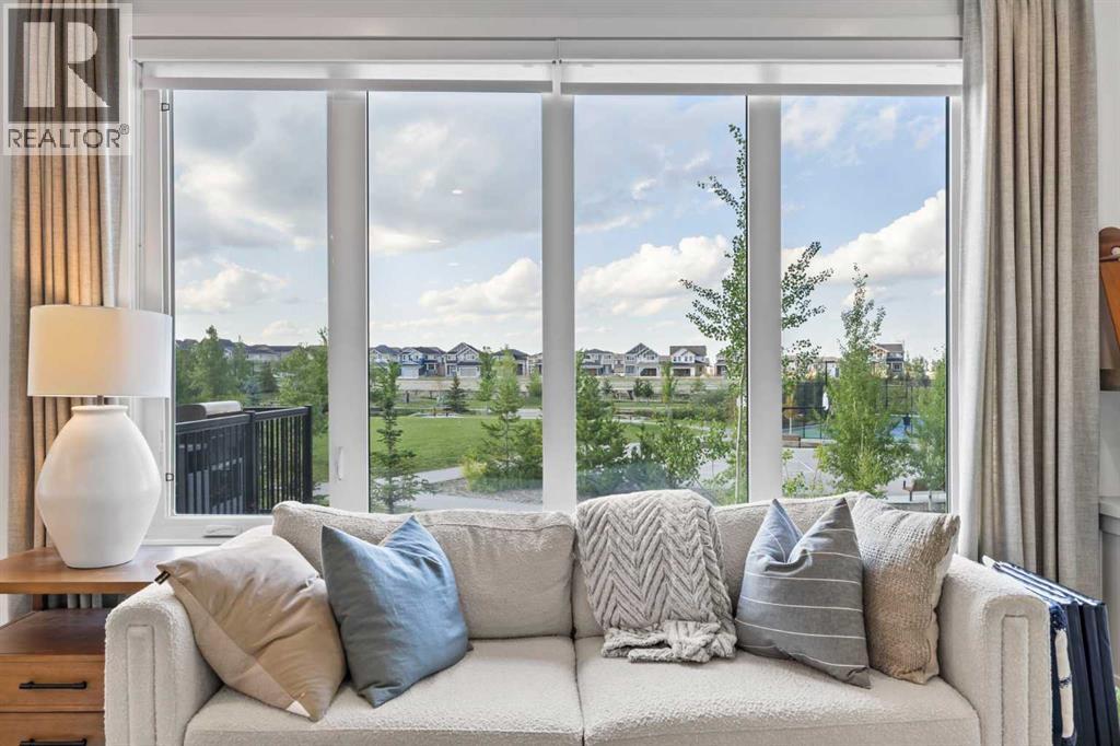 656 Bayview Way Sw, Airdrie, Alberta  T4B 3N6 - Photo 10 - A2269631