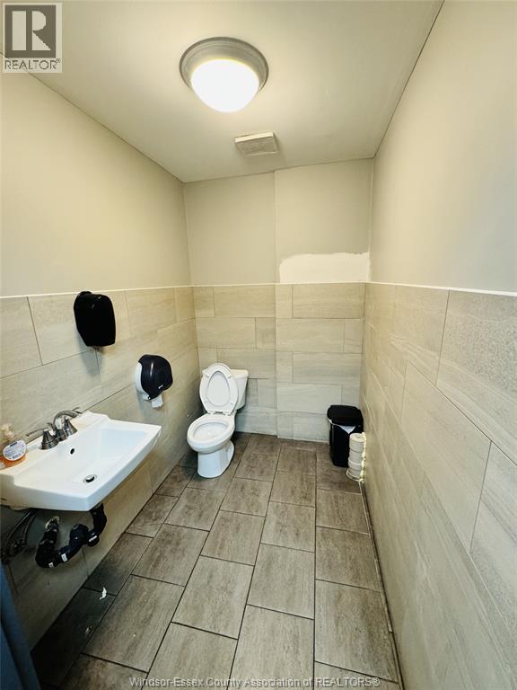 2130 Wyandotte Street West, Windsor, Ontario N9B 1J9 - Photo 16 - 25028767