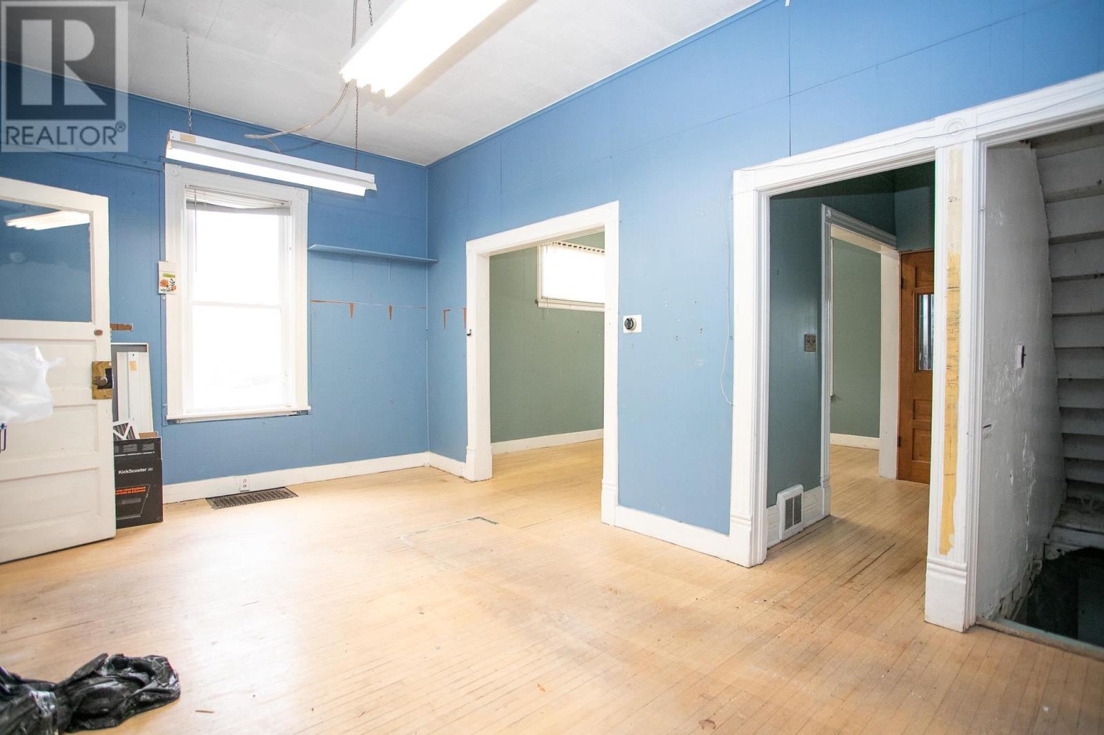 346 Bruce St, Sault Ste. Marie, Ontario  P6B 1P7 - Photo 7 - SM252714