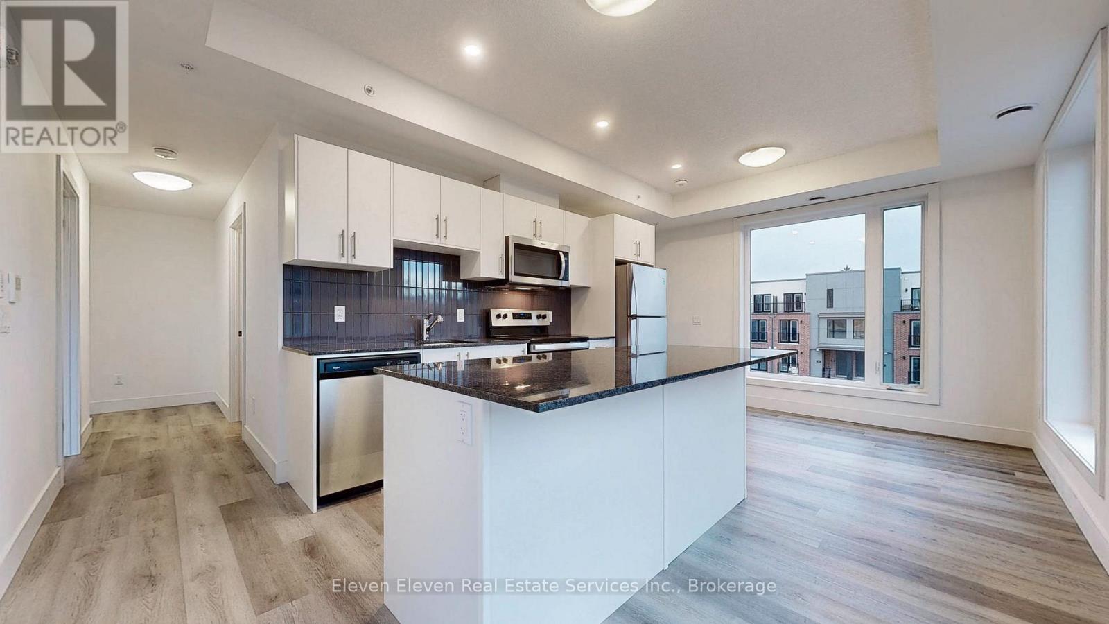 301 - 107 Roger Street, Waterloo, Ontario  N2J 0G3 - Photo 4 - X12544298