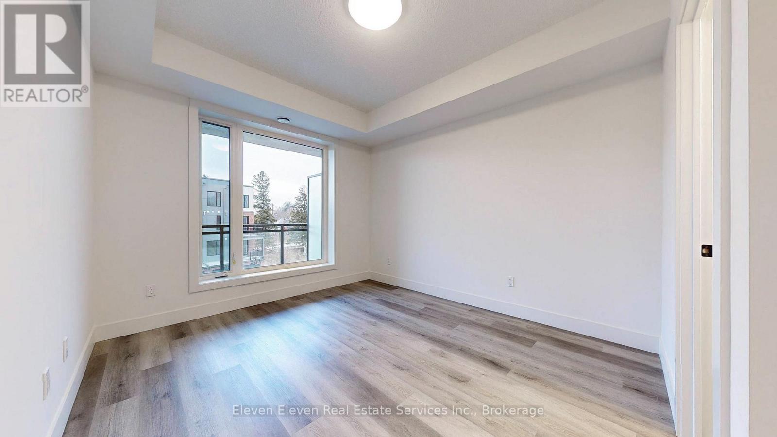 301 - 107 Roger Street, Waterloo, Ontario  N2J 0G3 - Photo 6 - X12544298