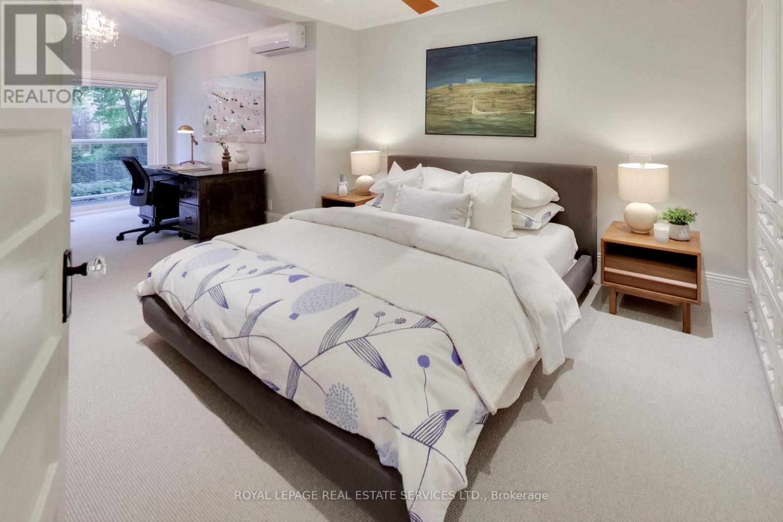 55 Walmsley Boulevard, Toronto, Ontario  M4V 1X7 - Photo 21 - C12543746