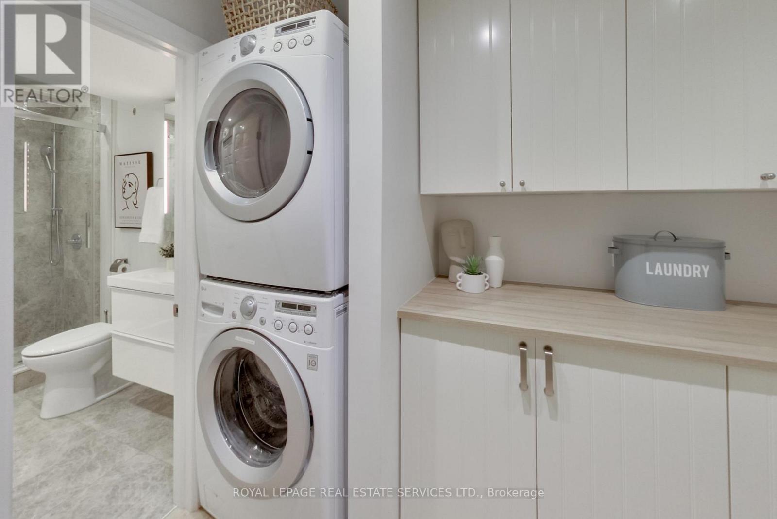 55 Walmsley Boulevard, Toronto, Ontario  M4V 1X7 - Photo 35 - C12543746