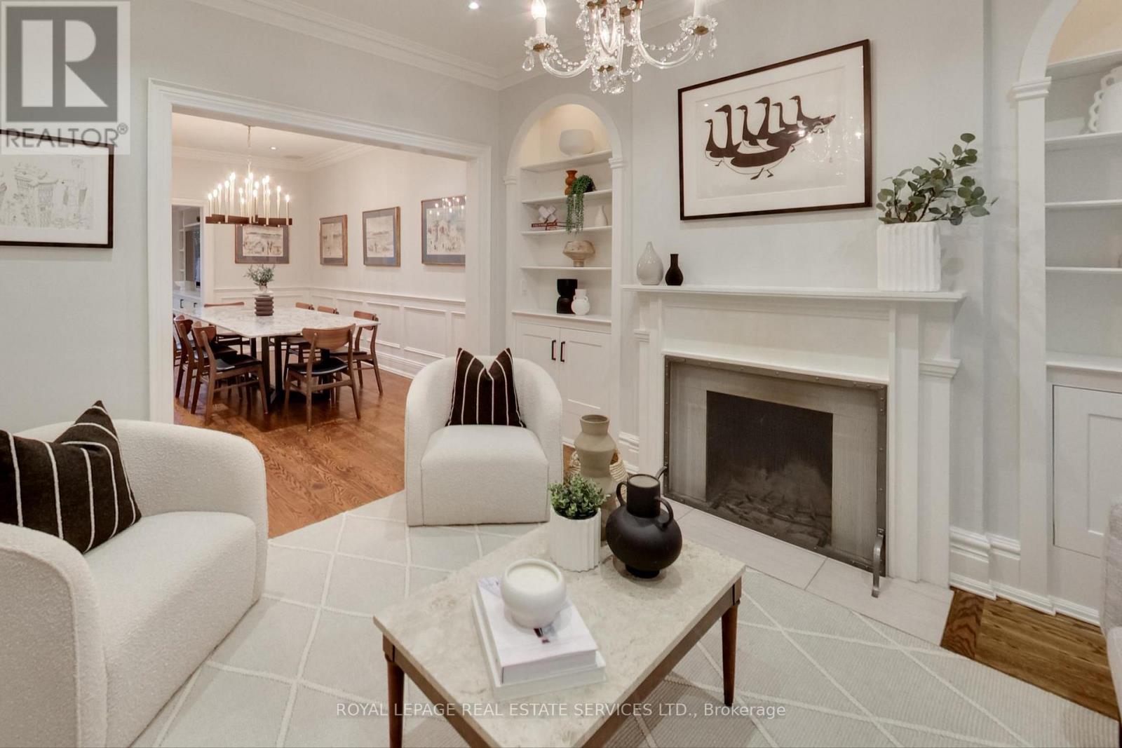 55 Walmsley Boulevard, Toronto, Ontario  M4V 1X7 - Photo 8 - C12543746