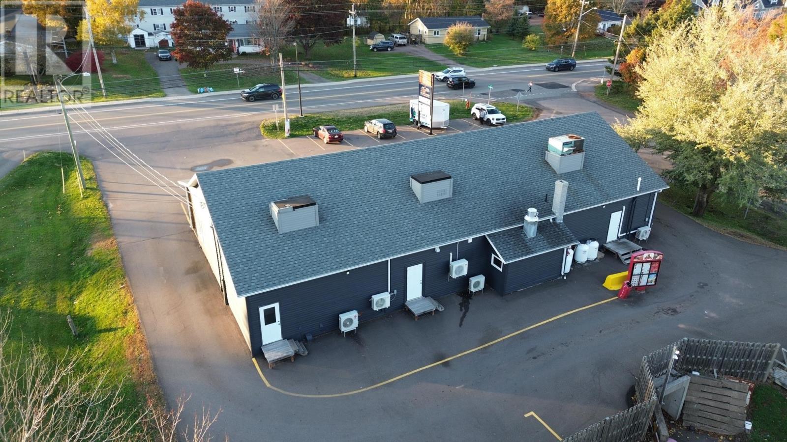 609 Main Street, Cornwall, Prince Edward Island  C0A 1H0 - Photo 4 - 202527864