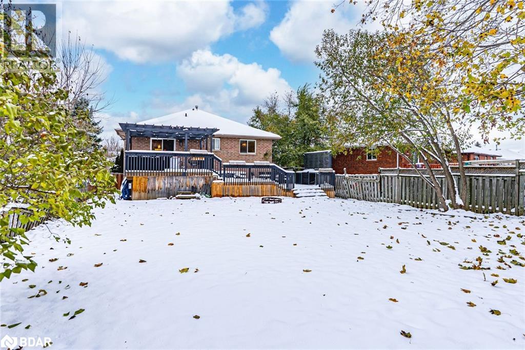 63 Mapleton Avenue, Barrie, Ontario L4N 7L7 - Photo 15 - 40787494