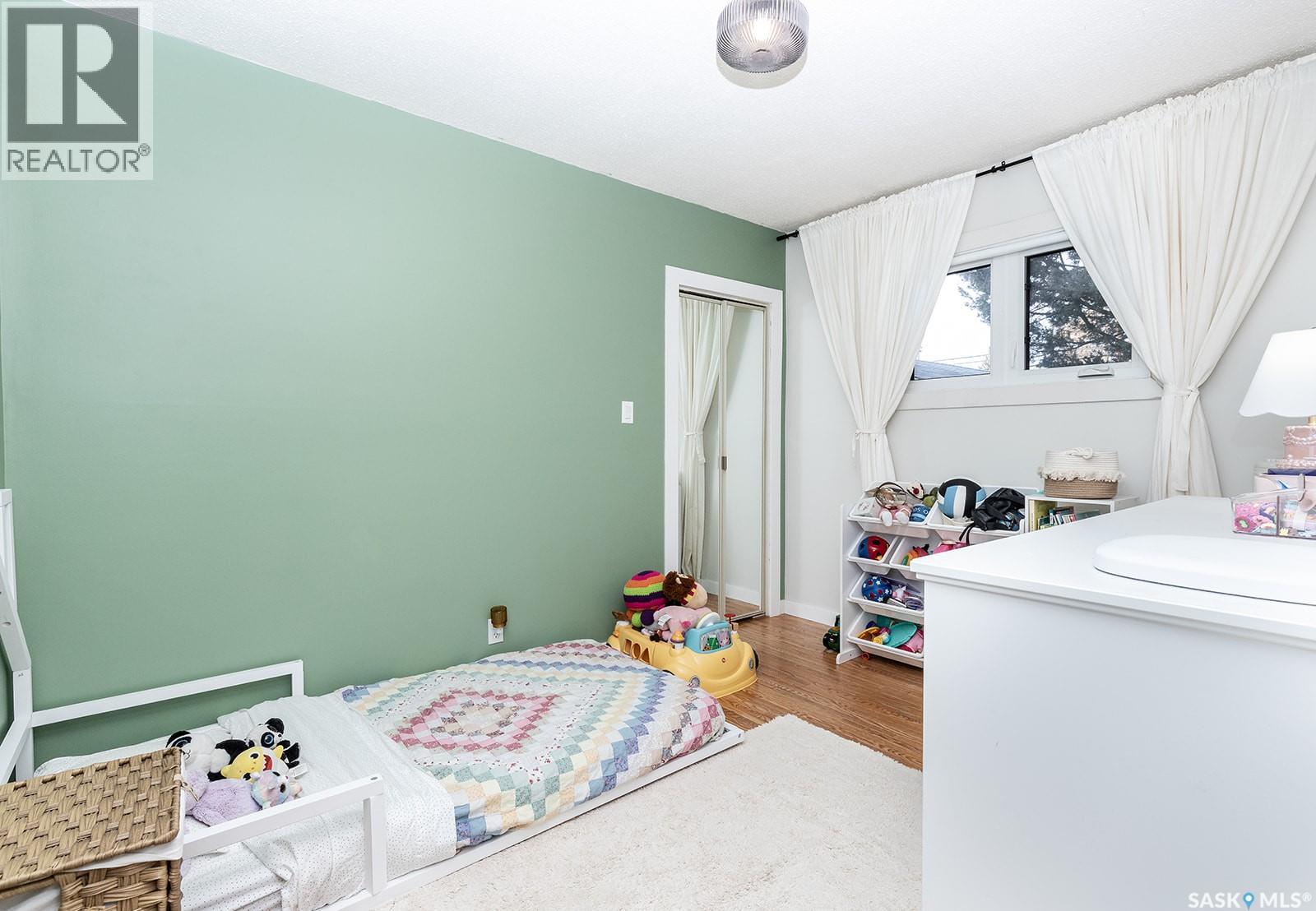 2212 York Avenue, Saskatoon, Saskatchewan  S7J 1J1 - Photo 11 - SK024007