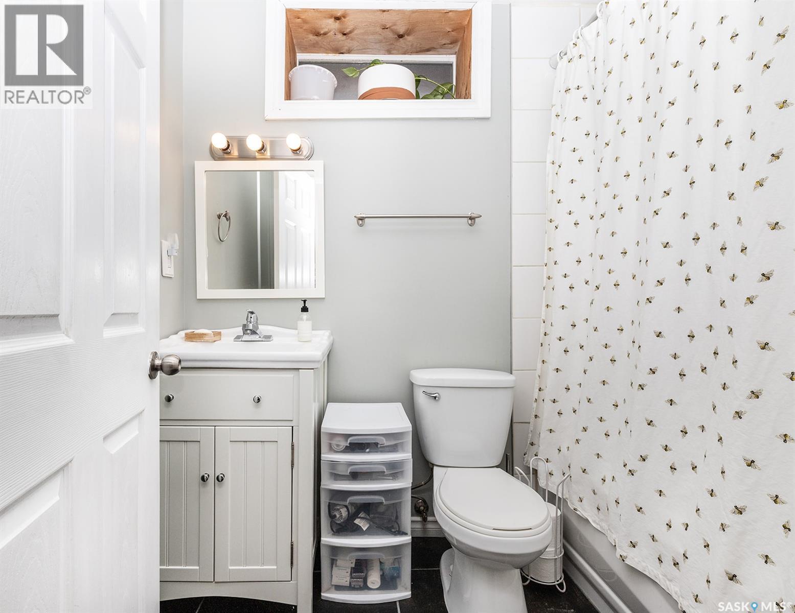 2212 York Avenue, Saskatoon, Saskatchewan  S7J 1J1 - Photo 15 - SK024007