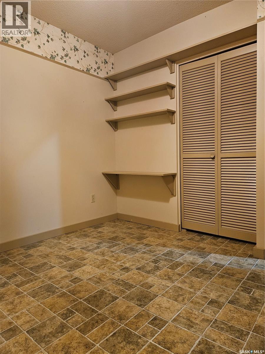 709 98th Avenue, Tisdale, Saskatchewan  S0E 1T0 - Photo 17 - SK023997