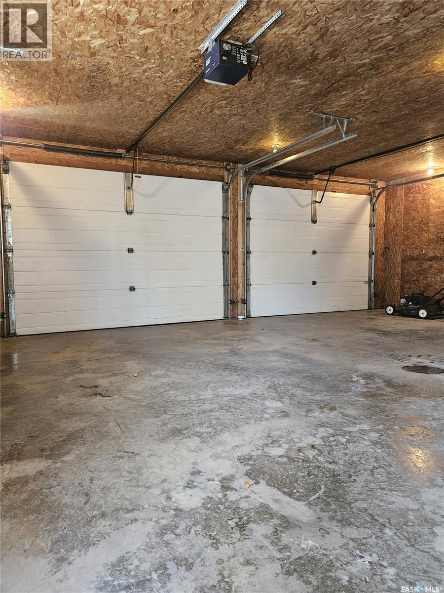 709 98th Avenue, Tisdale, Saskatchewan  S0E 1T0 - Photo 32 - SK023997