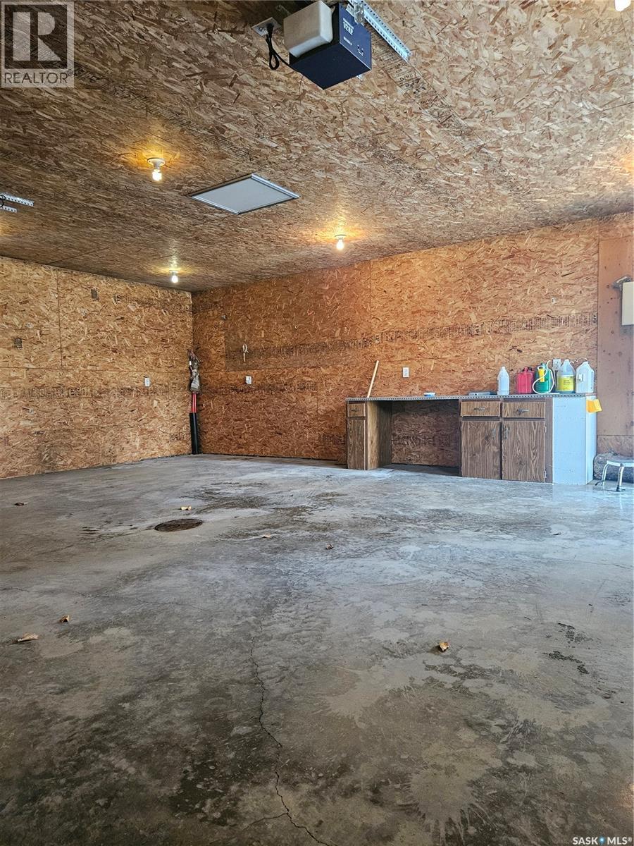709 98th Avenue, Tisdale, Saskatchewan  S0E 1T0 - Photo 33 - SK023997