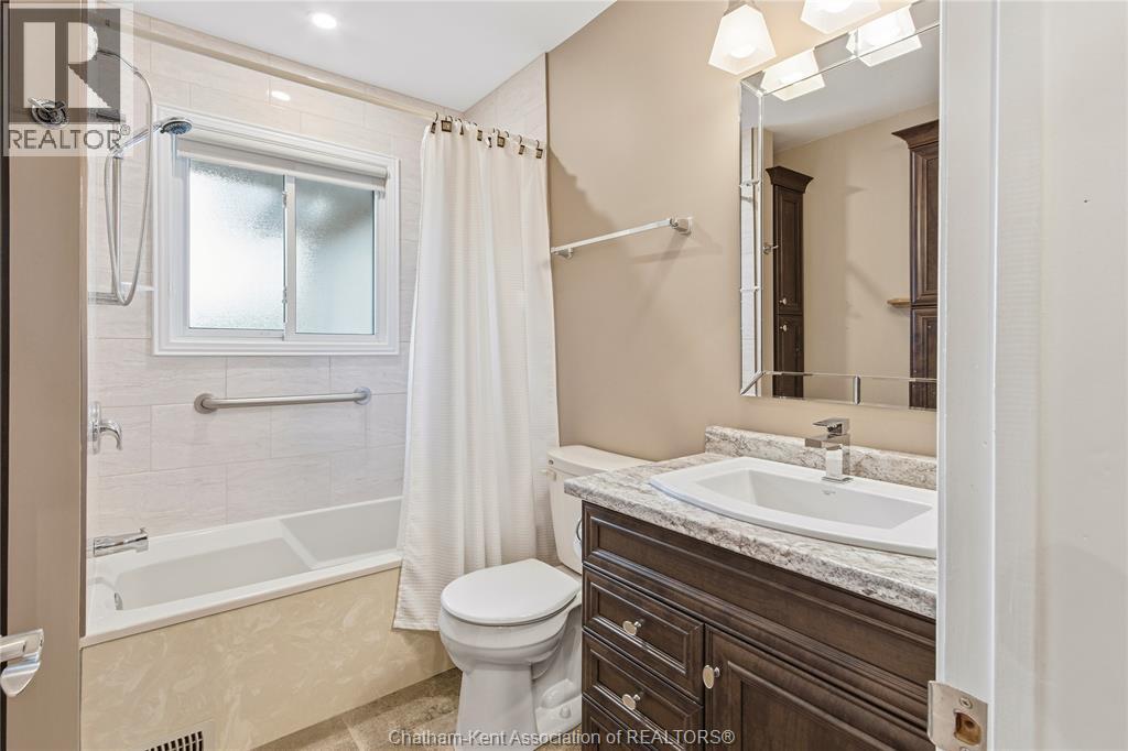 42 Lincoln Road, Chatham, Ontario N7M 4Y7 - Photo 23 - 25028780