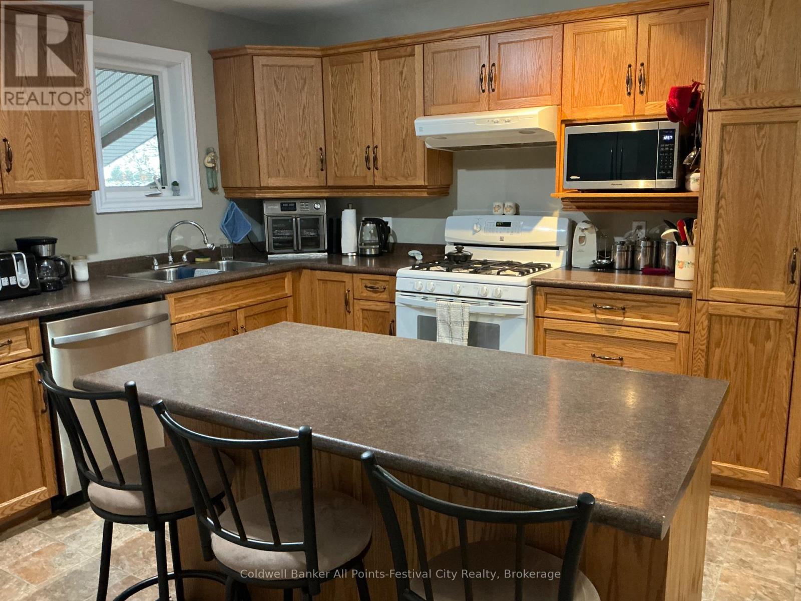 160 Huron Road, West Perth, Ontario N0K 1N0 - Photo 38 - X12532030