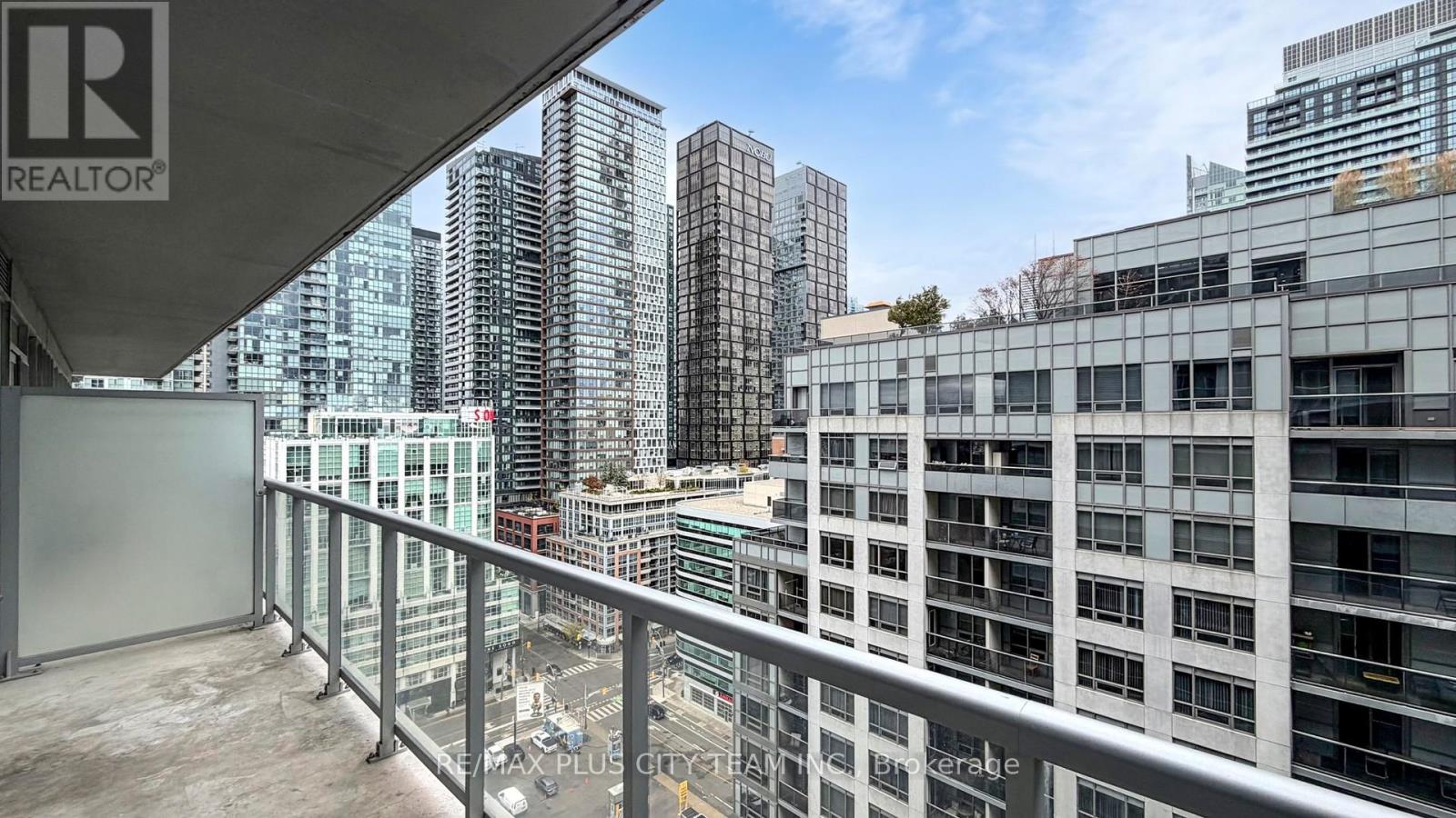 1818 - 352 Front Street W, Toronto, Ontario  M5V 0K3 - Photo 18 - C12544314