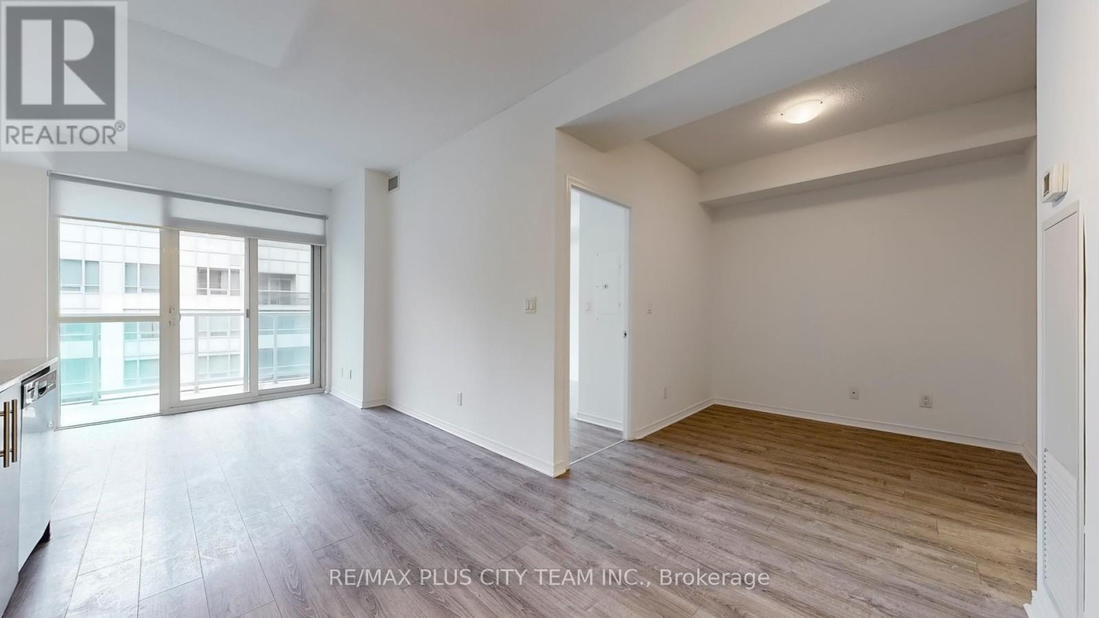 1818 - 352 Front Street W, Toronto, Ontario  M5V 0K3 - Photo 8 - C12544314