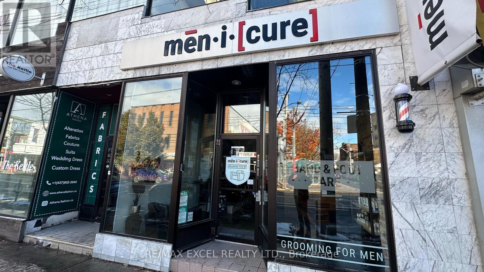 MAIN #2 - 685 QUEEN STREET W, Toronto, Ontario