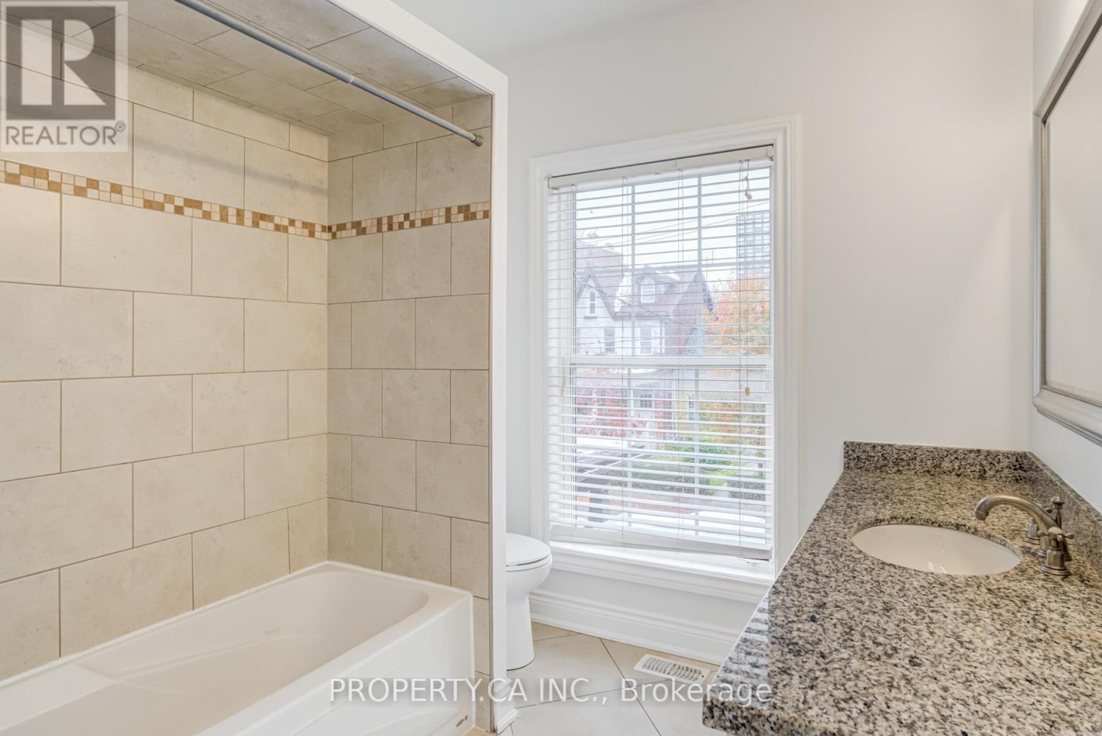 Upper - 21 D'arcy Street, Toronto, Ontario  M5T 1J8 - Photo 23 - C12544388