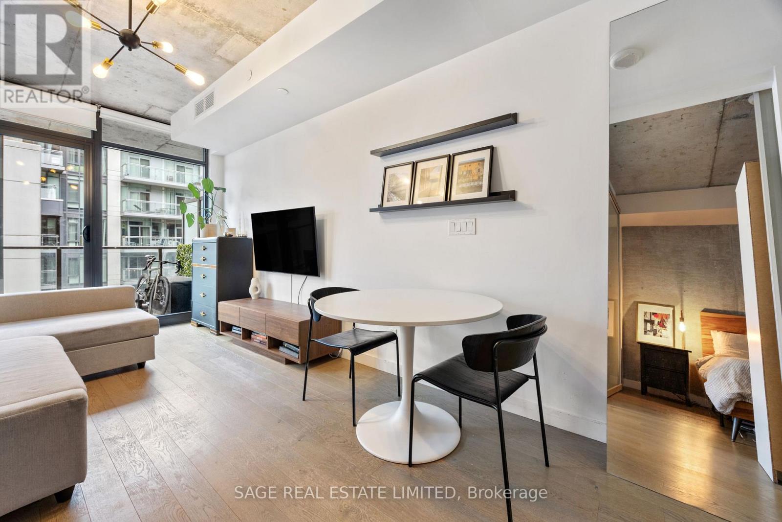 1214 - 111 Bathurst Street, Toronto, Ontario  M5V 0M9 - Photo 13 - C12544408