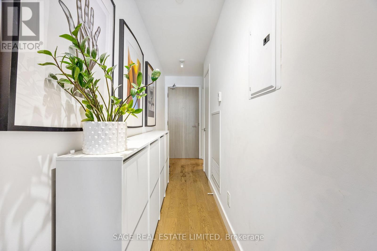 1214 - 111 Bathurst Street, Toronto, Ontario  M5V 0M9 - Photo 19 - C12544408