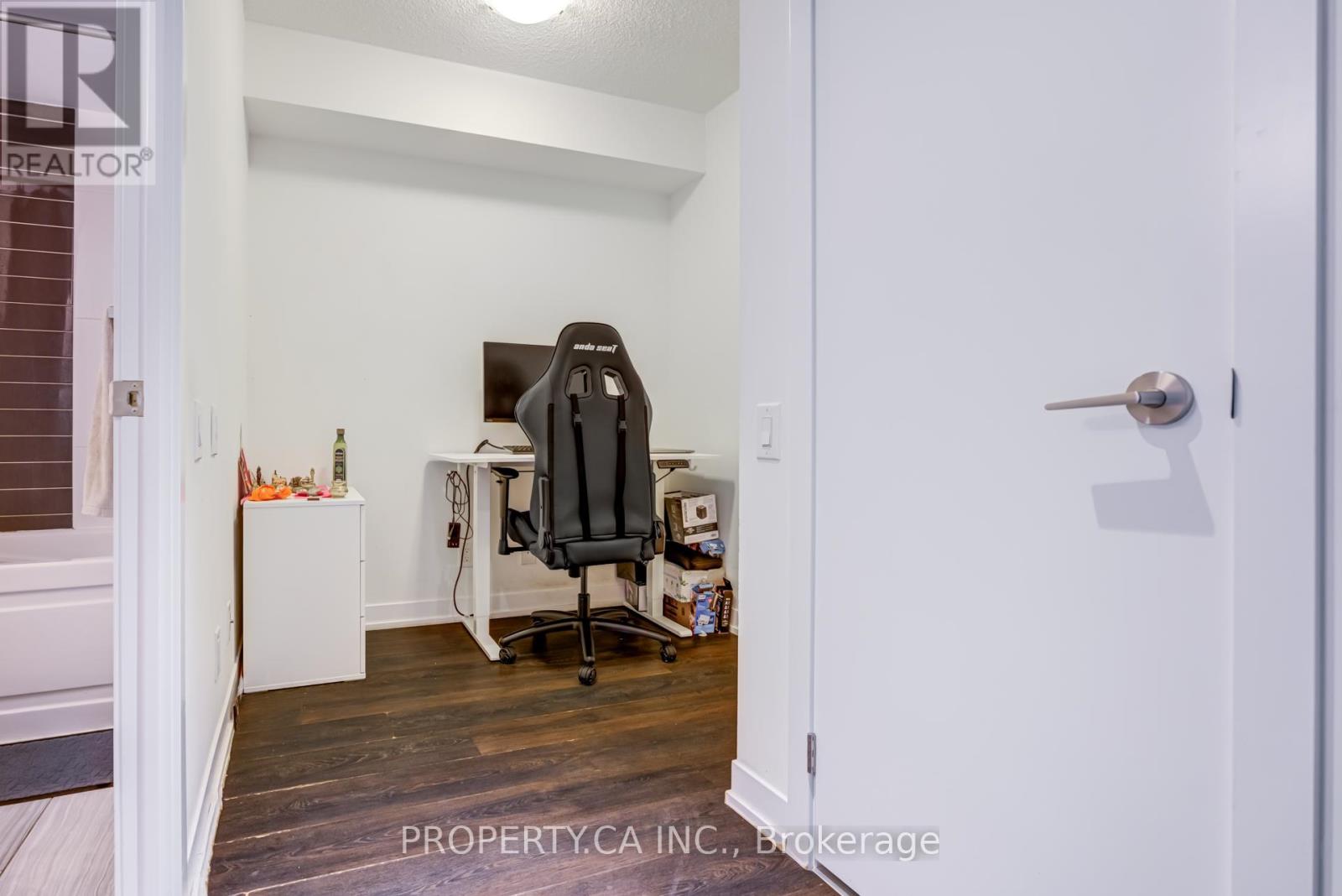 1101 - 365 Church Street, Toronto, Ontario  M5B 0B5 - Photo 17 - C12544412