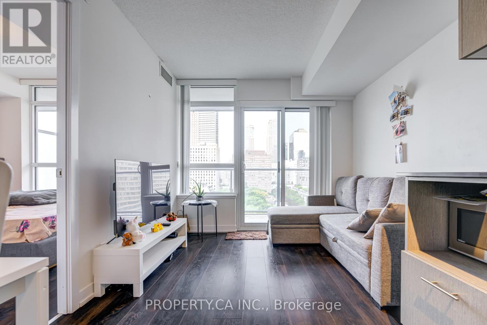 1101 - 365 Church Street, Toronto, Ontario  M5B 0B5 - Photo 7 - C12544412