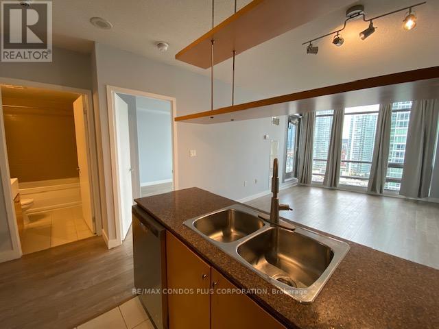 1905 - 3 Navy Wharf Court, Toronto, Ontario  M5V 3V1 - Photo 10 - C12544458