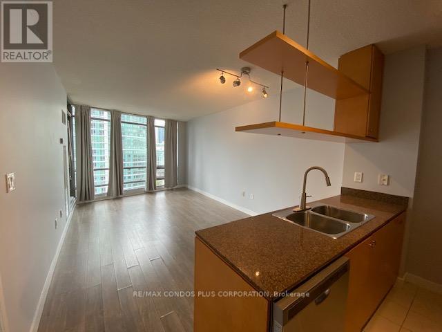 1905 - 3 Navy Wharf Court, Toronto, Ontario  M5V 3V1 - Photo 12 - C12544458