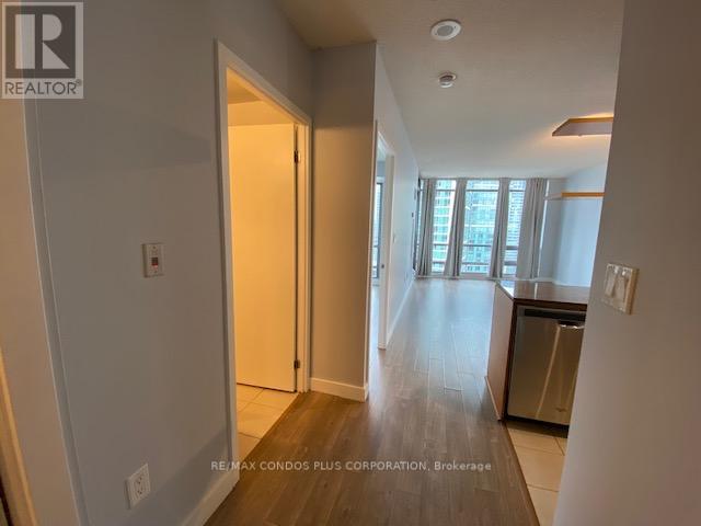 1905 - 3 Navy Wharf Court, Toronto, Ontario  M5V 3V1 - Photo 7 - C12544458