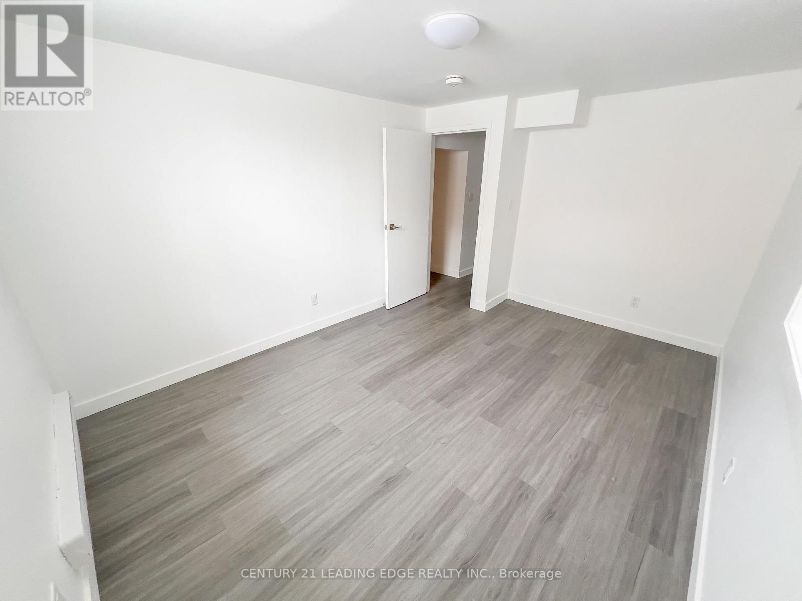 Lower - 1a Leonard Avenue, Toronto, Ontario  M5T 2P8 - Photo 17 - C12544478
