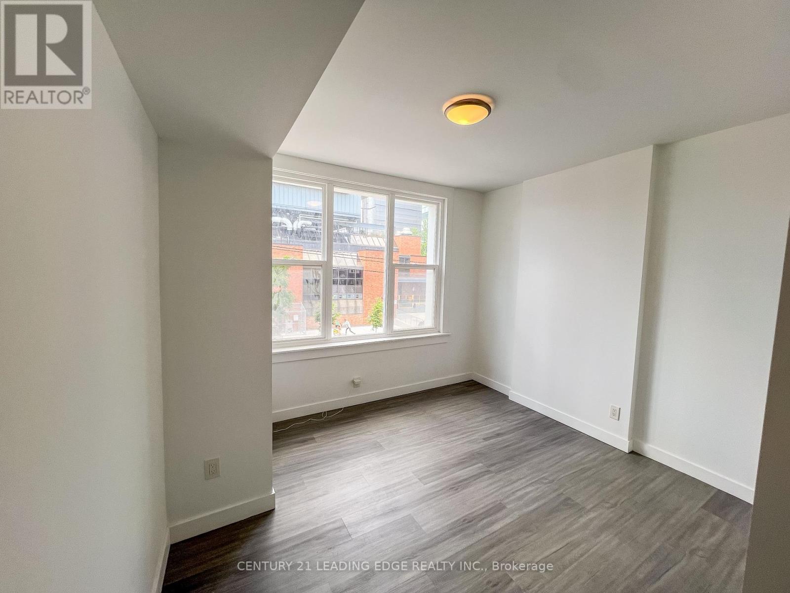 1 - 1a Leonard Avenue, Toronto, Ontario  M5T 2P8 - Photo 24 - C12544482
