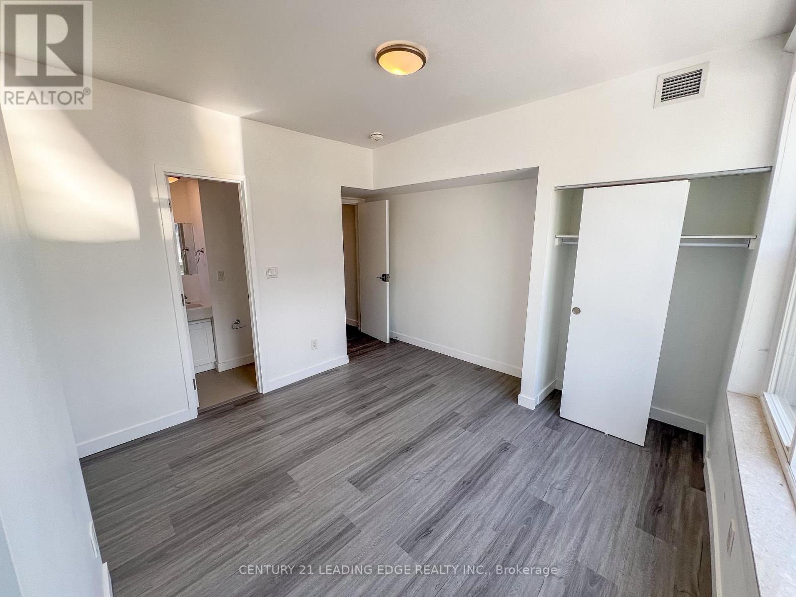 1 - 1a Leonard Avenue, Toronto, Ontario  M5T 2P8 - Photo 8 - C12544482