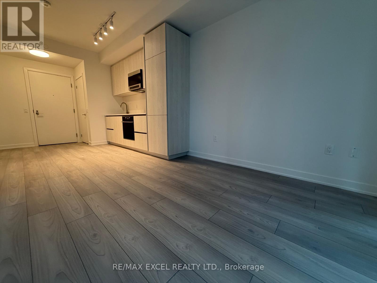 1307 - 120 Broadway Avenue, Toronto, Ontario  M4P 0E9 - Photo 4 - C12544484