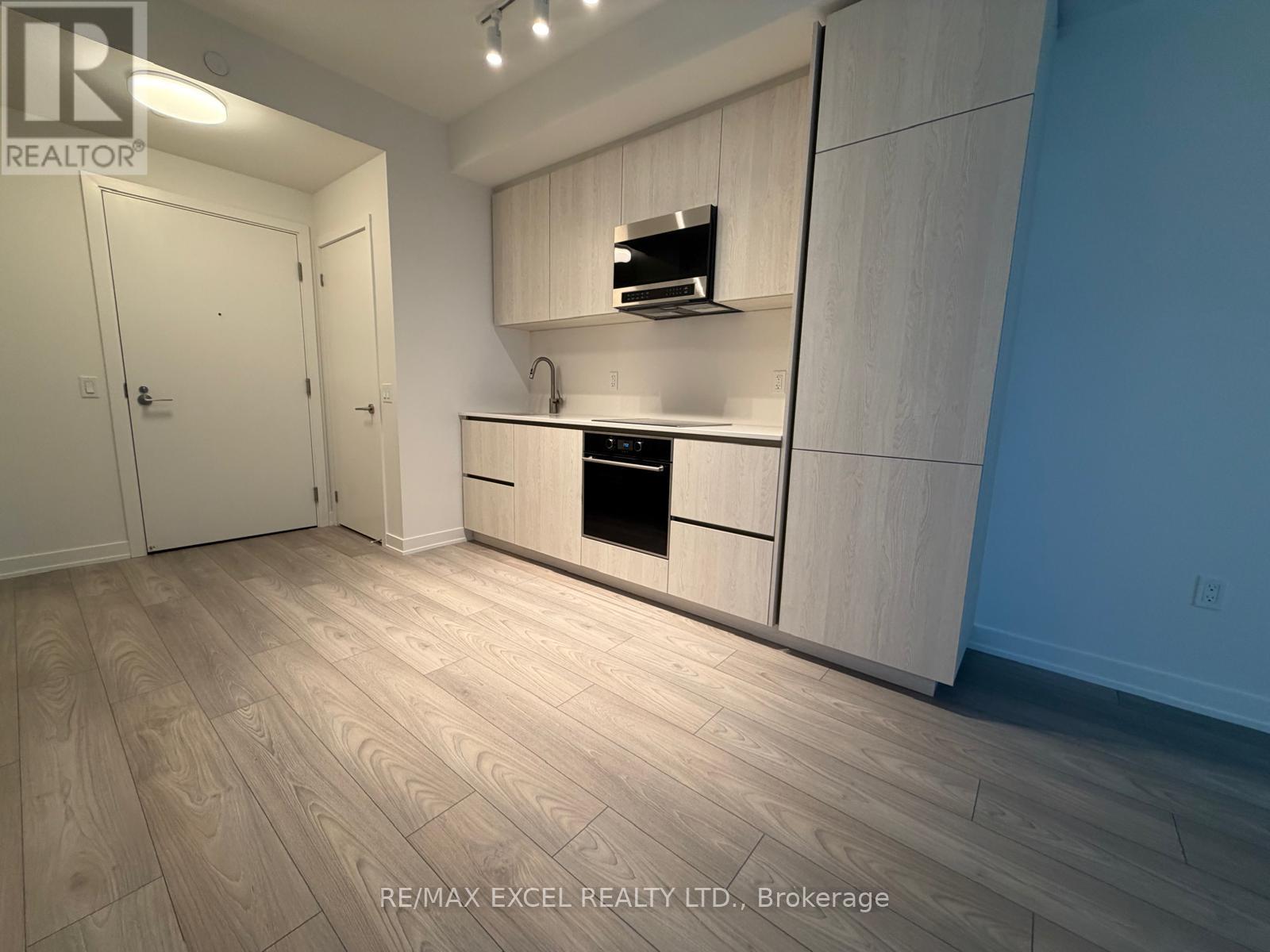 1307 - 120 Broadway Avenue, Toronto, Ontario  M4P 0E9 - Photo 5 - C12544484