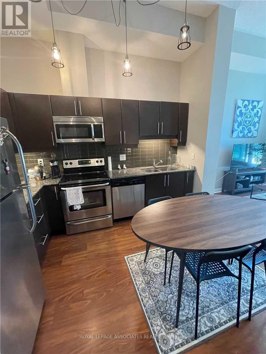 212 - 33 BAY STREET, Toronto, Ontario