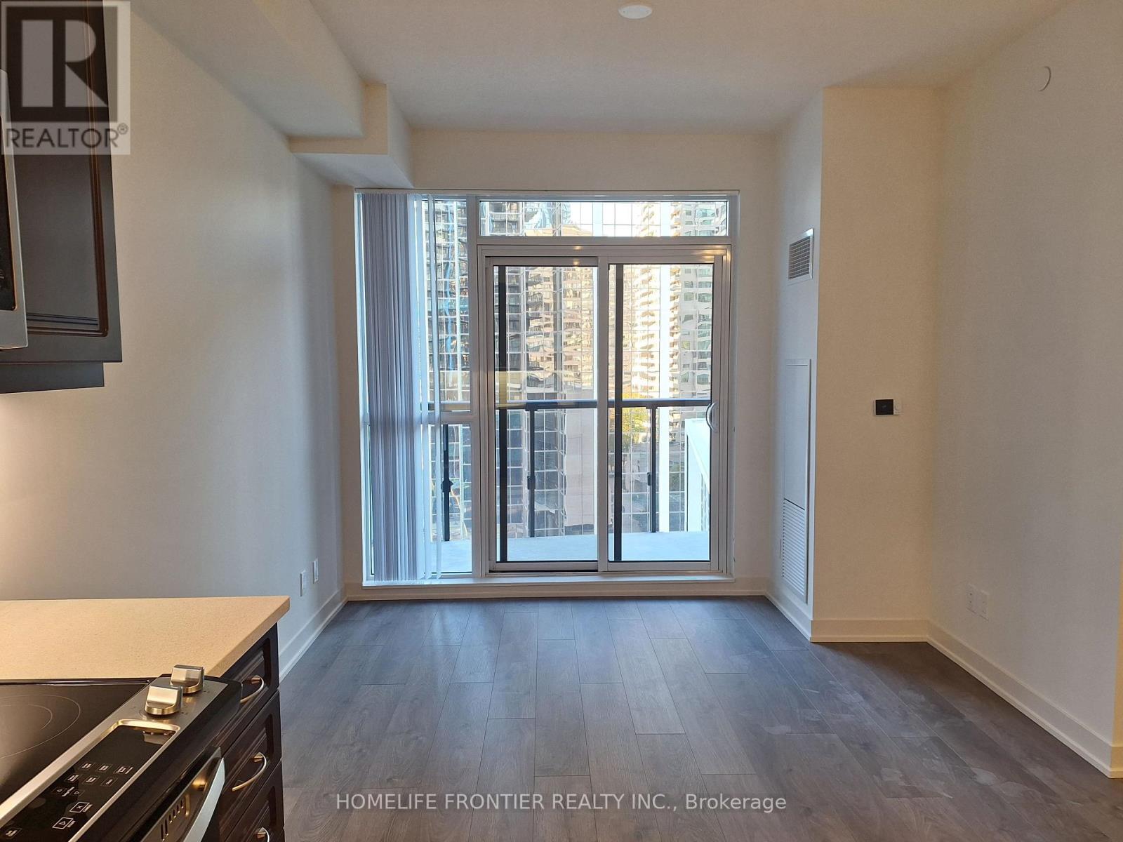 718 - 4955 Yonge Street, Toronto, Ontario  M2N 0L8 - Photo 6 - C12544548